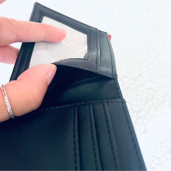 NWT Ghost Face Bifold Wallet - Halloween lovers, fans of Scream & horror movies - Picture 10 of 10